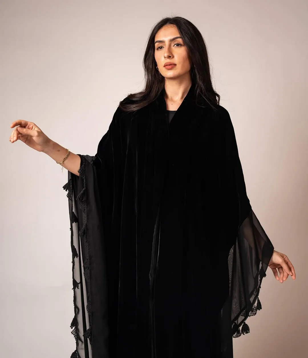 FW24R030-BK ABAYA